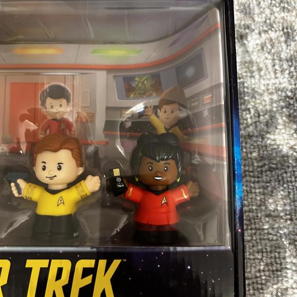 Fisher-Price Little People Star Trek Collector Set (NEW) - Picture 3 of 4